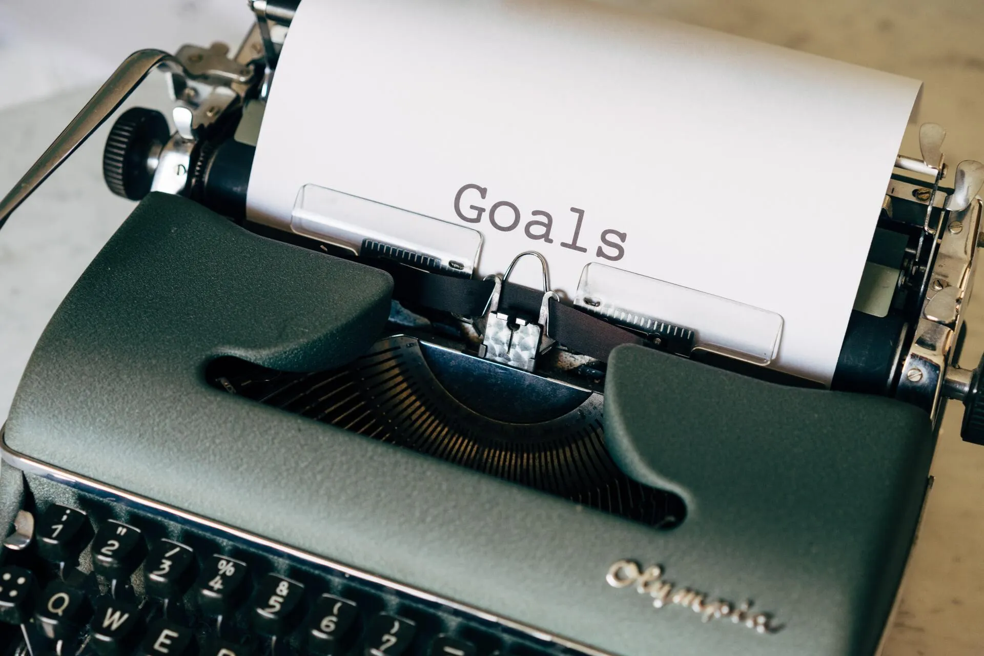 "Goals" written out on a typewriter